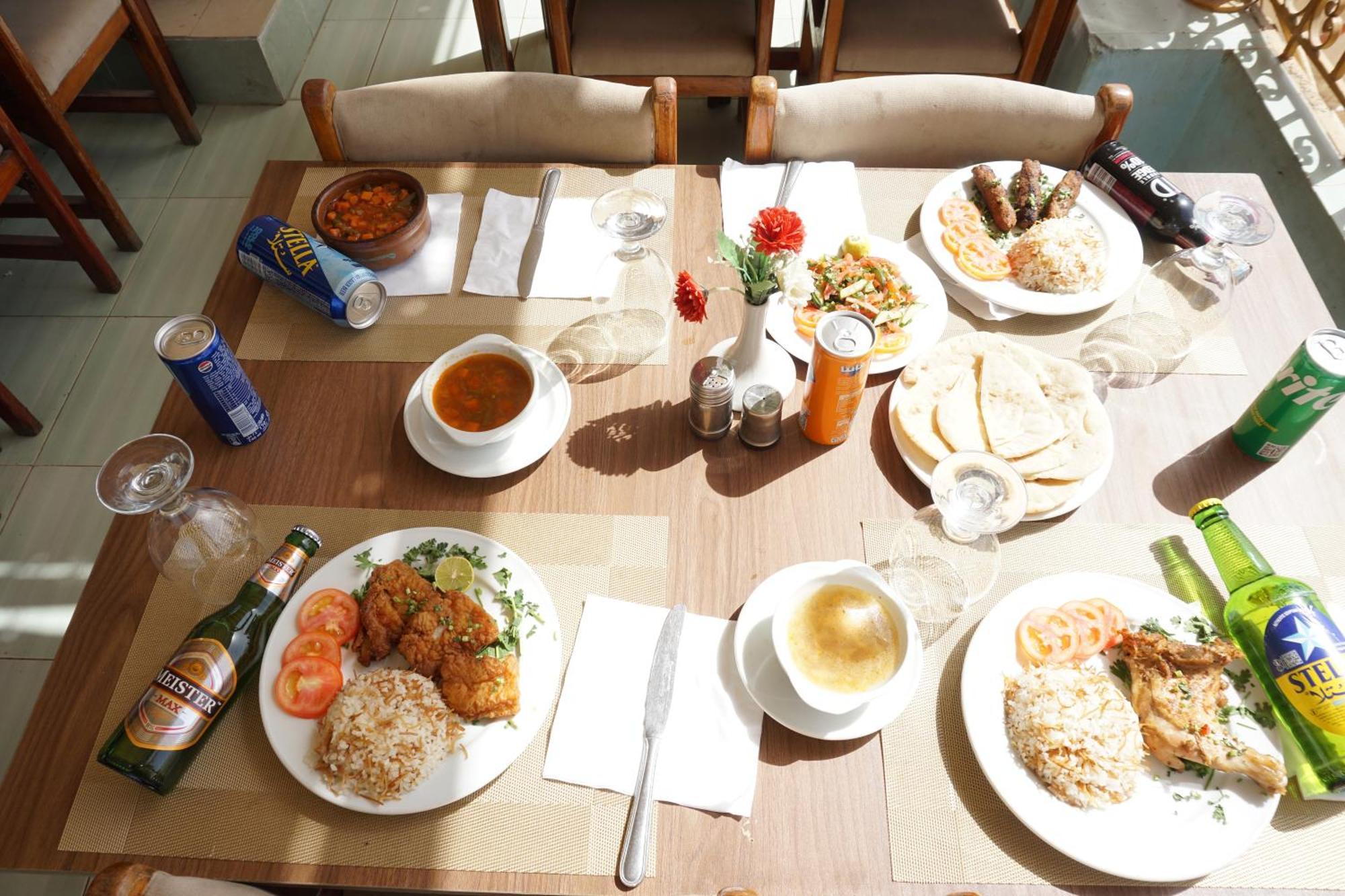 Merry Land Hotel & Roof Top Nile Restaurant Луксор Экстерьер фото